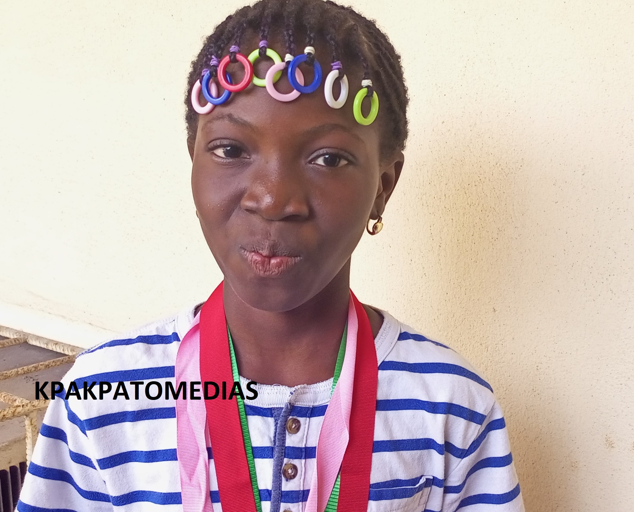 Bénin-Troisième édition du Concours ‘’La Dictée du Président’’ :Atodjinou Erydice de l’EPP St Famille d’Adjarra remporte le premier prix