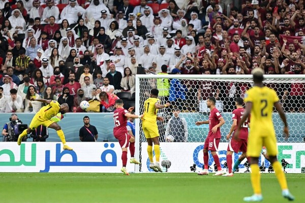 Qatar vs Equateurl : Enner Valencia double buteur premier buteur