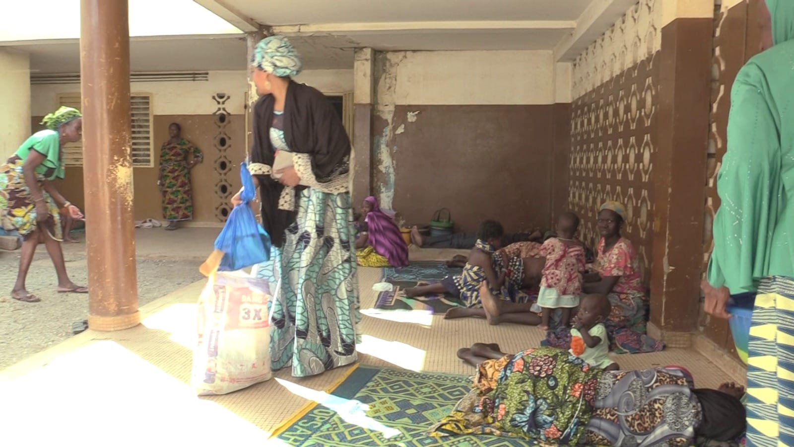 Dons de vivres aux orphelins, personnes malades et en difficulté : Faridath Assouma fait parler son ‘‘grand et bon cœur’’