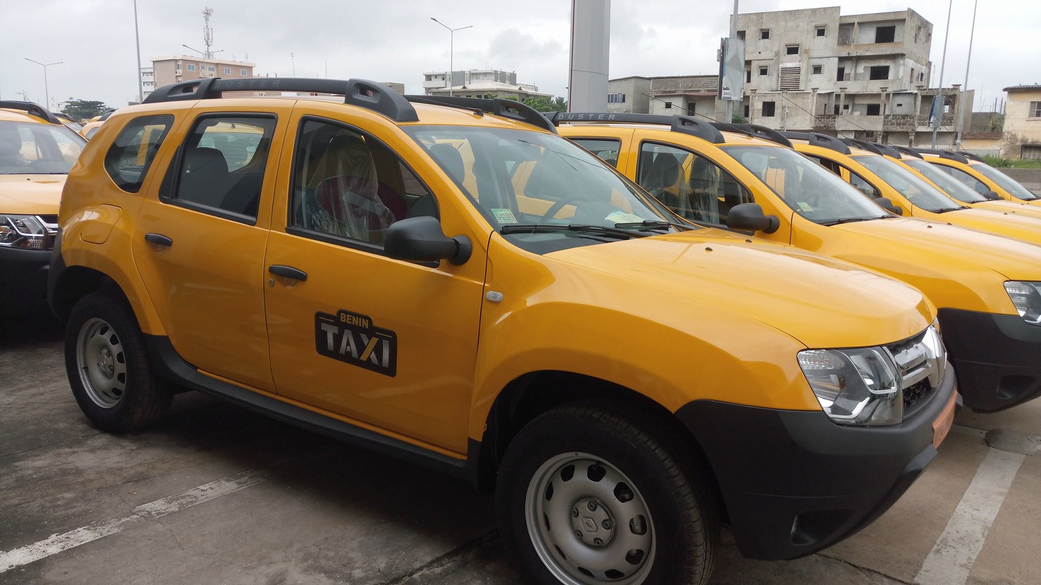 Tribunal Cotonou : deux chauffeurs de Bénin Taxi déposés en prison