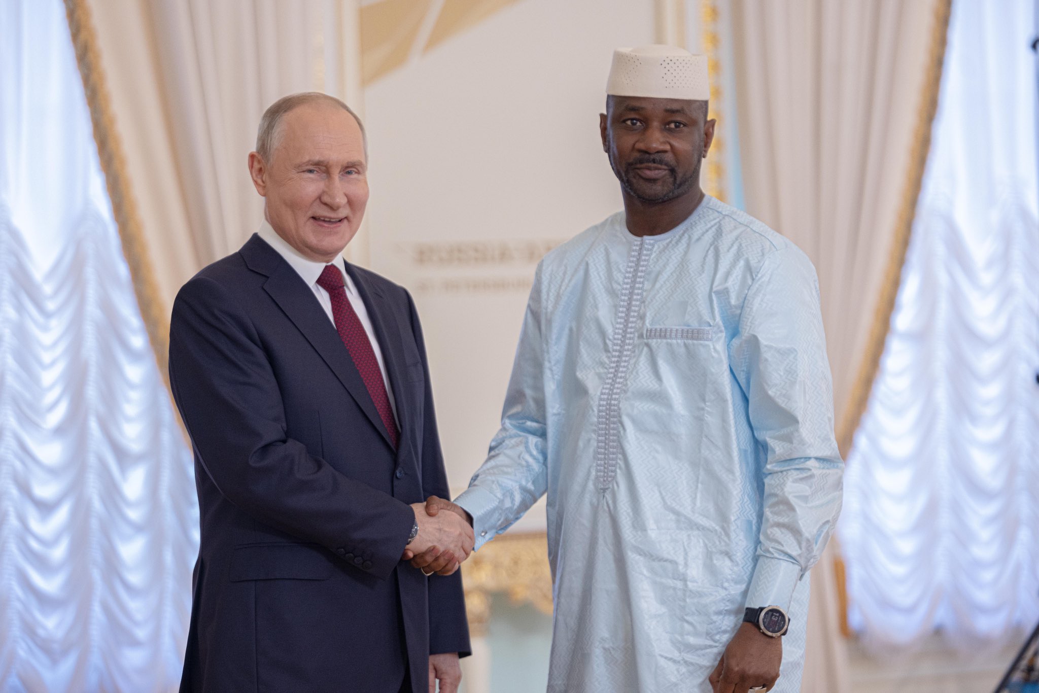 Echange téléphonique entre Poutine et Goïta sur la crise nigérienne