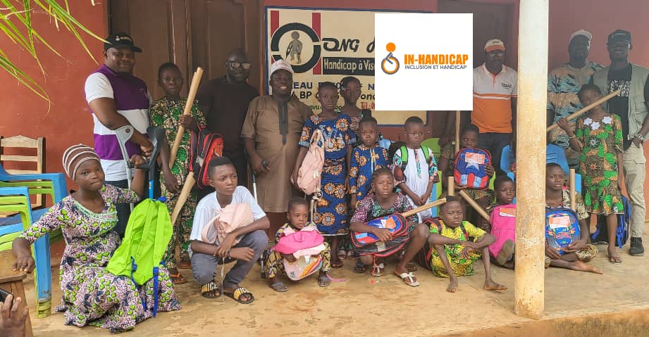 Le Centre Solidatic d’Adjara, le Centre social de Bonou., sur le Centre Équilibre Bénin de Glo jigbé et le Centre HanVu d'allada reçoivent des kits scolaires
